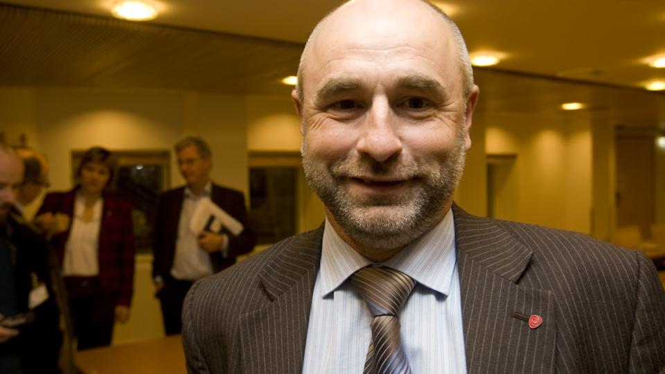 GRATULERER: Dag Terje Andersen benytter kvinnedagen til � gratulere landets kvinner, og spesielt kvinner med innvandrerbakgrunn. 
Foto: Terje Bendiksby / SCANPIX