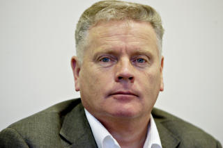 FORSVARTE VALLA: Fagforbundets leder Jan Davidsen  f�r sterk kritikk for � ha forsvart Valla.'
Foto: Stian Lysberg Solum / SCANPIX