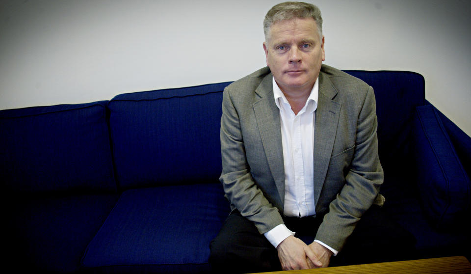 TOK VALLAS SIDE: Fagforbundets leder Jan Davidsen p� sitt kontor.  Foto: Stian Lysberg Solum / SCANPIX