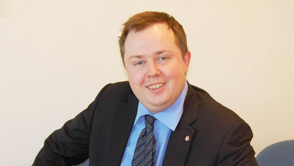  SKIFTET MENING? - Det jeg har uttalt er at vi ikke vil tillate at det finnes risiko for skader av korallene, sier statssekret�r i OED, Robin Martin K�ss til sin lokalavis. Foto: Regjeringen.no
