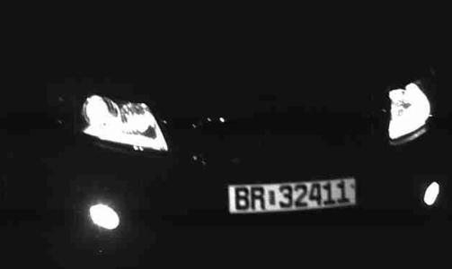FOTOGRAFERT: Her er Knut Brunstads Audi fotografert med et IR-kamera ved Svinesund p� vei ut av landet.