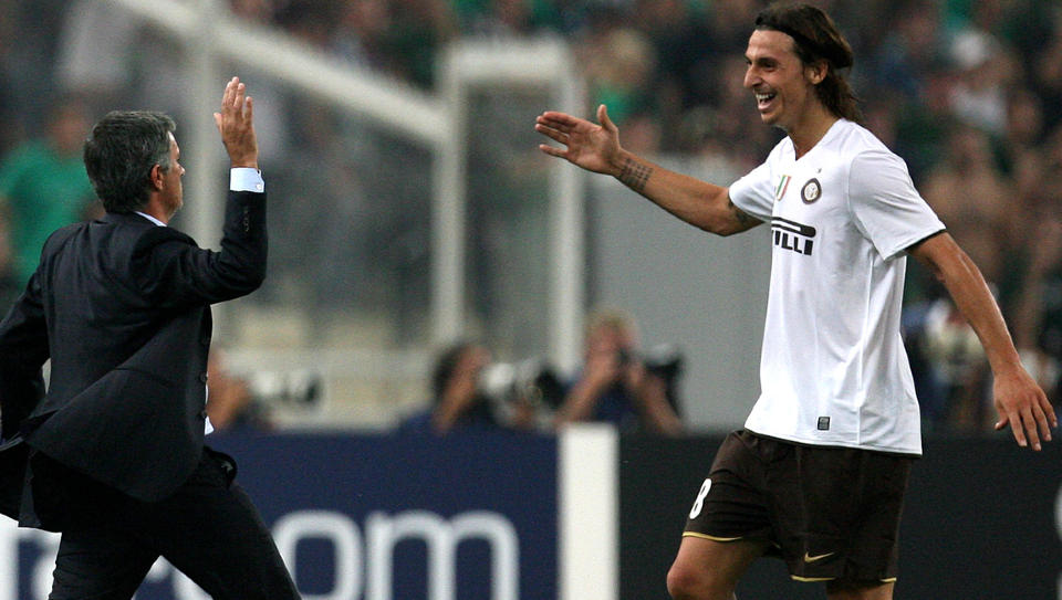 VENNER I INTER: Jos� Mourinho og Zlatan Ibrahimovic har funnet tonen i Inter. Det hadde neppe v�rt Real-fansen imot � f� de to til Madrid. Foto: Thanassis Stavrakis/AP/Scanpix