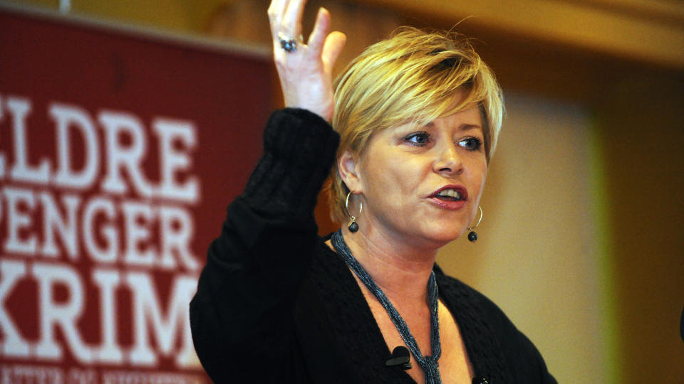 SUSER FRAM:  Siv Jensen og Frp gj�r et byks oppover p� en ny meningsm�ling for mars.  Foto: Marit Hommedal / SCANPIX