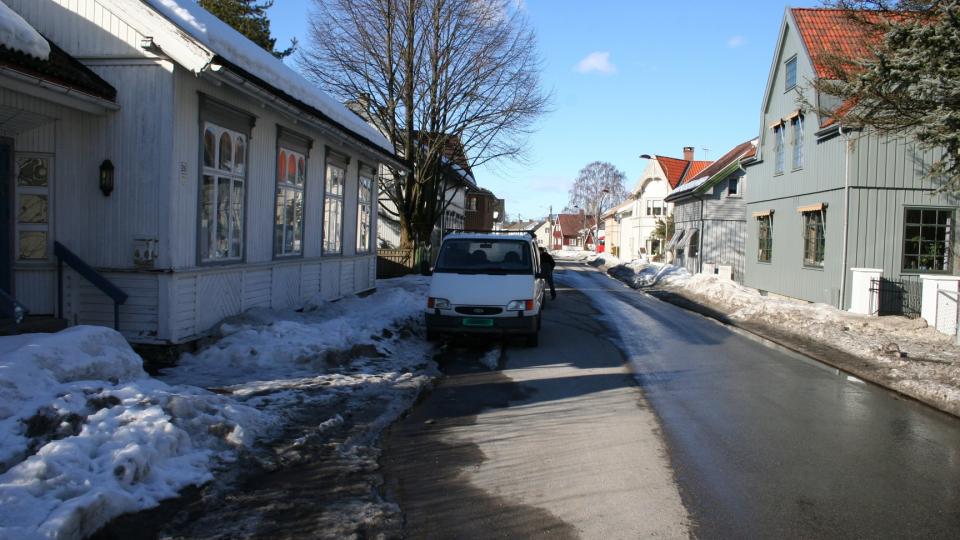HER VAR MALERIET: I denne hvite varebilen Ford Transit ble maleriet funnet i g�r. Foto: Politiet