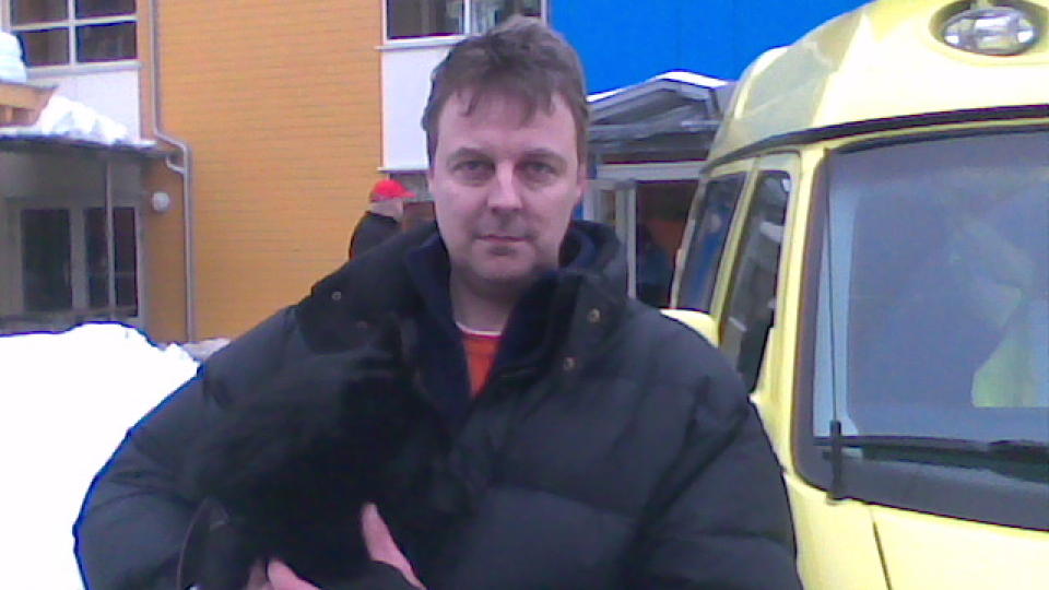 REDDET: Rolf Egil Juul (46) overlevde rasinfernoet. MMS-foto: Dagbladet.no
