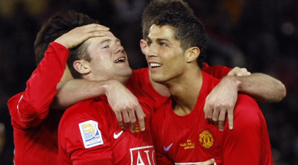 SAGAEN FORTSETTER: Cristiano Ronaldo skal v�re klar for Real Madrid. Og denne gangen er det ingen i Real Madrid som �pent hevder det.Foto: REUTERS/Kim Kyung-Hoon