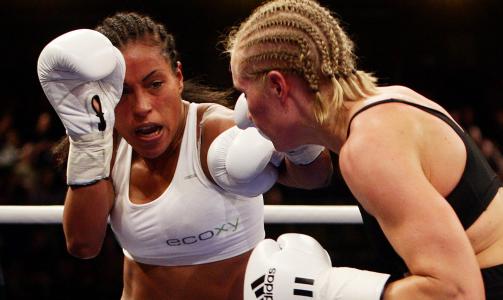VIL HA FERIE: Cecilia Br�khus slo Vinni Skovgaard om weltervektstitlene i World Boxing Association (WBA) og World Boxing Council (WBC). N� vil hun ha ferie.
Foto: Sascha Klahn/SCANPIX