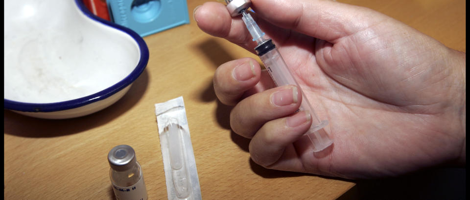ETTERLYSER RISIKOVURDERING: En masteroppgave ved Universitetet for milj�- og biovitenskap dr�fter virkningen av den nye livmorhalskreft-vaksinen.  Arkivfoto: SCANPIX .