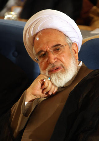 KREVER GRANSKING: Opposisjonskandidat Mehdi Karroubi anklager iranske myndigheter for misbruk og tortur med d�den til f�lge. Foto: AFP PHOTO/ATTA KENARE