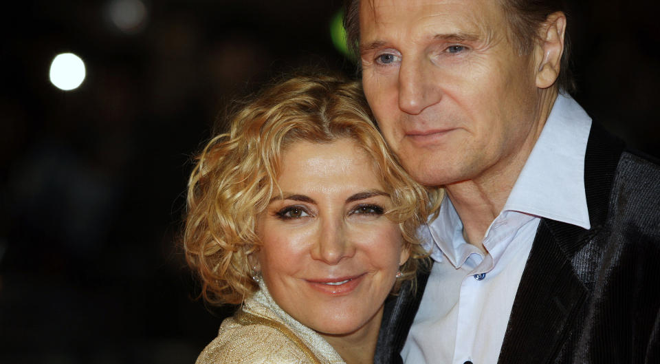 ALVORLIG SKADET: Tilstanden til Natasha Richardson er kritisk etter  en skiulykke i Canada i g�r. Her sammen med ektemannen Liam Neeson ved The Times BFI London Film Festival i London. Foto: Scanpix