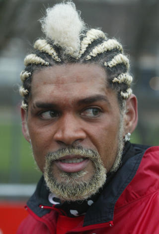 TATT FOR DIANABOL: Portugiseren Abel Xavier ble utestengt i 12 m�neder i 2005. Foto: AP/Joerg Sarbach