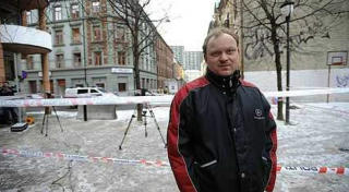 KAN IKKE TRO DET: Brannoffer Kim Skjelbred snakket med den siktede etter � ha kommet seg ut av huset. Foto: Thomas Rasmus Skaug
