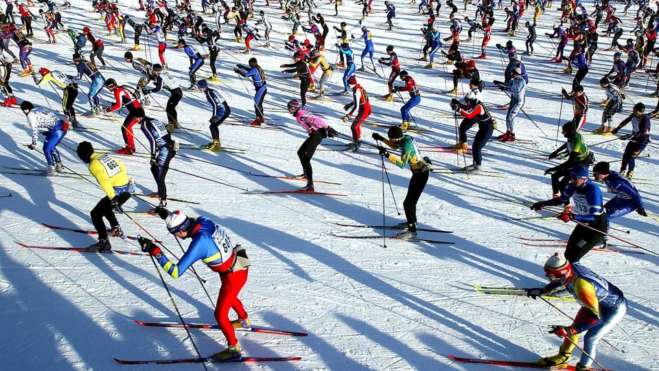 BIRK: Det var sol i det amerikanske birkebeinerl�pet i Wisconsin i slutten av mars. Det er meldt godv�r ogs� i originalen til helga. Foto: AP Photo/Duluth News Tribune)