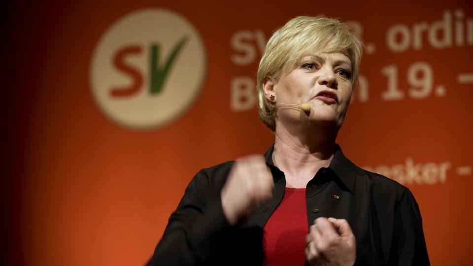 KLAR TALE: Partileder Kristin Halvorsen p� talerstolen under innledningen av SVs landsm�te. Foto: Tor Erik H. Mathiesen / SCANPIX