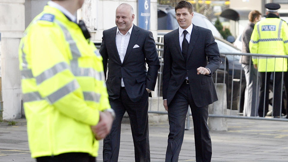 TILTALEPUNKT DROPPET: Liverpool-kaptein Steven Gerrard st�r ikke lenger tiltalt for overfall. Tiltalen om legemsbeskadigelse eller trussel om legemsbeskadigelse (engelsk: affray), st�r fortsatt ved lag. Foto: Paul Thomas, AP/Scanpix