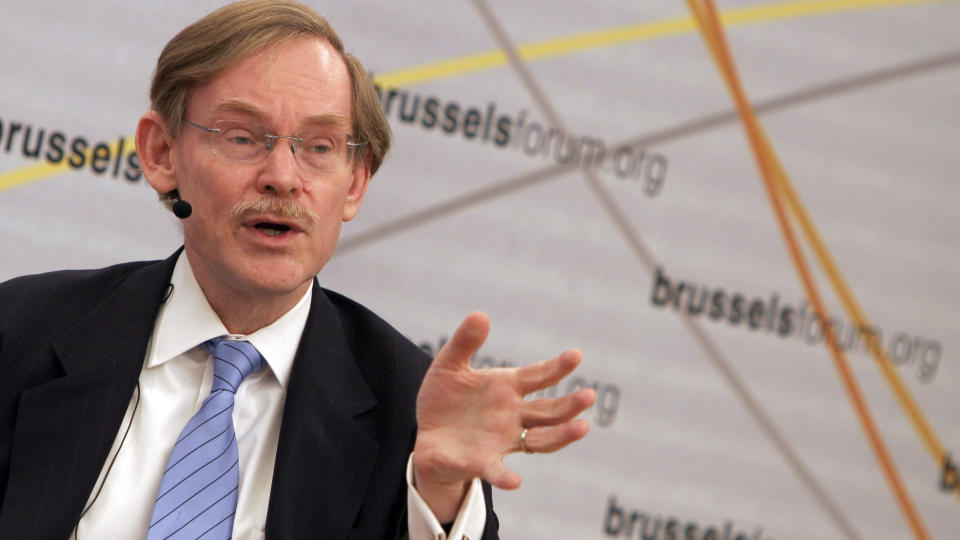 G�R D�RLIG: Den globale �konomien er inne i en sv�rt farlig fase, sier Verdensbankens leder Robert Zoellick. (AP Photo/Virginia Mayo)