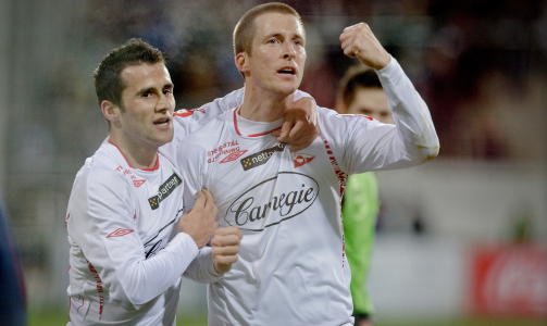 OVERTIDSJUBEL: Innbytter Andreas Tegstrøm (t.h.) gjorde 2-0 fire minutter på overtid. Begivenheten ble feiret sammen med Levon Paschjyan.
Foto: Linn Olsen / SCANPIX OVERTIDSJUBEL: Innbytter Andreas Tegstrøm (t.h.) gjorde 2-0 fire minutter på overtid. Begivenheten ble feiret sammen med Levon Paschjyan.
Foto: Linn Olsen / SCANPIX