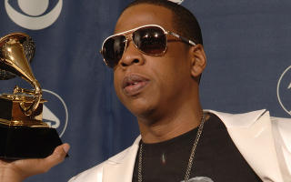 HIP HOP-SJEFEN: Jay-Z mener Rihanna burde holde seg unna Brown.Foto: AFP/Scanpix