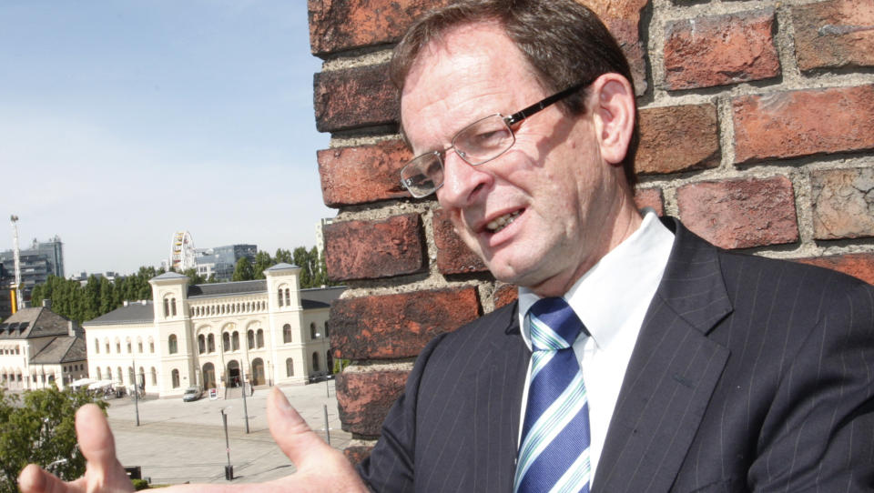 ERLING LAE: rbeiderpartiet, SV og R�dt fremmet onsdag mistillitsforslag mot Oslos byr�dsleder Erling Lae (H) p� grunn av hans h�ndtering av saken om nytt billettsystem for Oslo Sporveier.
Foto Morten Holm / SCANPIX .