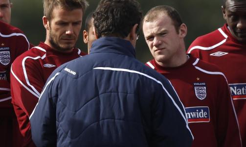 MYNDIG: Landslagssjef Fabio Capello er opptatt av at spillerne skal beherske seg, og lot Rooney f� h�re det.    Foto: SCANPIX/REUTERS/ Eddie Keogh