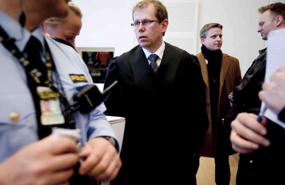 FORN�YDE:
Statsadvokat Torbj�rn Klundseter er forn�yd etter domsavsigelsen mot de fem tiltalte etter drapene p� Vollheim g�rd.
Foto: Stian Lysberg Solum / SCANPIX