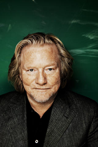 OVERSETT: Livet til Morten Krogvold ble snudd p� hodet da han som ni�ring m�tte begynne rett i tredje klasse, ettr � ha v�rt p� sykehuset i to �r. Han klarte aldri � ta igjen de andre elevene. Foto: J�RN H.MOEN/DAGBLADET