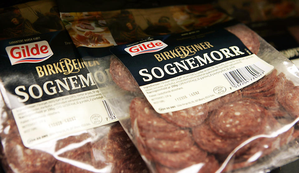 BELASTET MERKENAVN: E. coli-utbruddet ble til slutt sporet til Gildes morrp�lser. Skandalen gikk hardt ut over renommeet for Gilde - som seinere samme �r slo seg sammen med Prior og ble Nortura. Merkenavnet best�r imidlertid for konsernets storfe- og svineprodukter. Foto: HEIKO JUNGE/SCANPIX