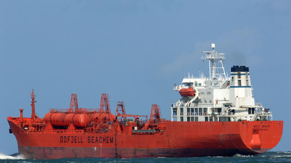 KAPRET: �Bow Asir� ble kapret av pirater denne uka. Foto: AFP/FRED VLOO/SHIPSPOTTING.COM/SCANPIX