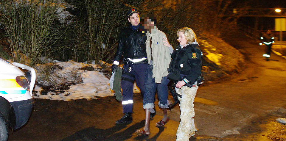 INNBRAKT: Politiet rykket ut til adressen i Mosseveien og p�grep mannen i 20-�ra uten dramatikk. Foto: DANIEL LAABAK