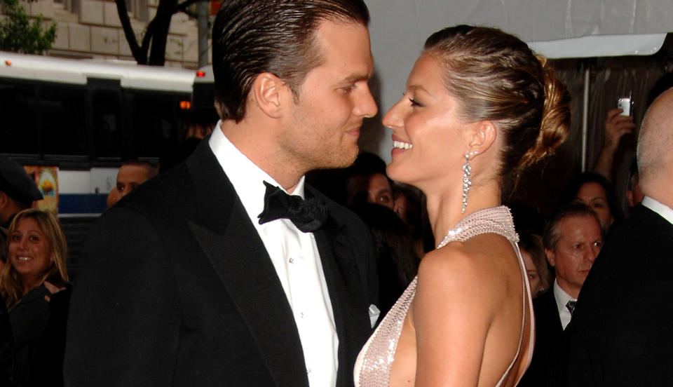NYGIFTE: Tom Brady og Gisele Bundchen giftet seg i forrige m�ned. Paret hadde bare v�rt sammen i under tre m�neder, da de fikk vite at Brady skulle bli far med kvinnen han hadde v�rt sammen med i tre �r. Foto: Scanpix