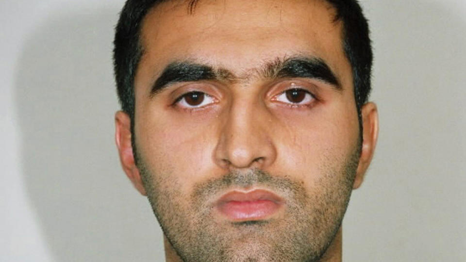 D�MT: For to �r siden ble Omar Khyam d�mt sammen med fire andre menn for � ha planlagt terror i England. Foto: AFP PHOTO/METROPOLITAN POLICE/SCANPIX