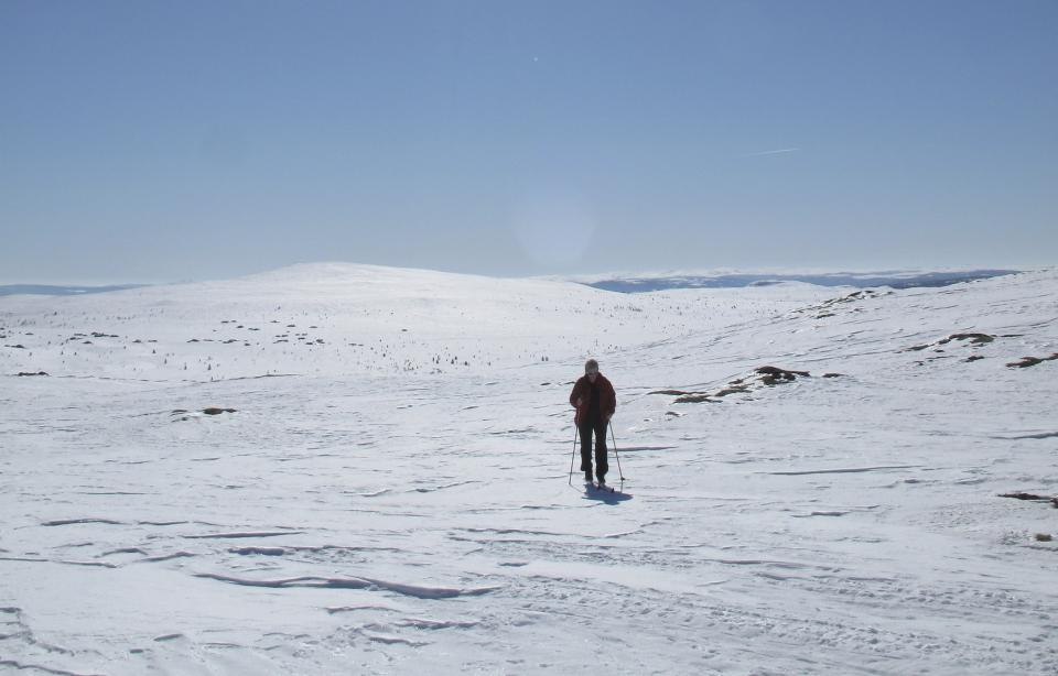 FINT: 76 ble skadet i p�skens f�rste utfartsdag. Her ser vi str�lende sol fra skyfri himmel i S�dorpfjellet mellom Vinstra og Kvam i Gudbrandsdalen l�rdag formiddag.  
Foto: Paul Kleiven / SCANPIX