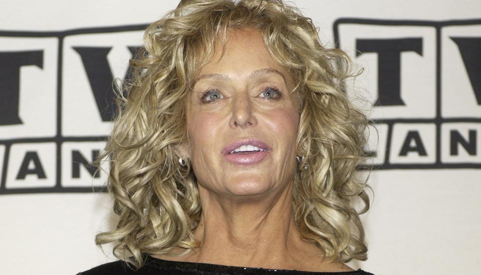 Farrah Fawcett (født 2. februar 1947), hvil i fred….. thumbnail