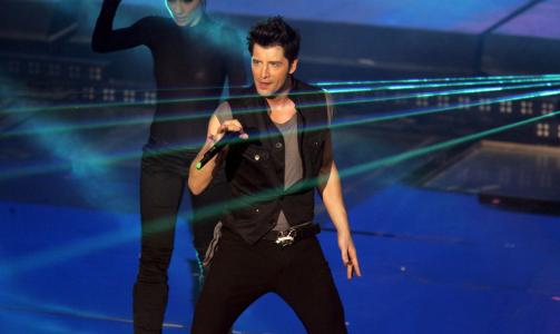 GRESK RICKY MARTIN: Sakis Rouvas er ansett � v�re Rybaks sterkeste konkurrent. Foto: ALEXANDROS BELTES/EPA/SCANPIX