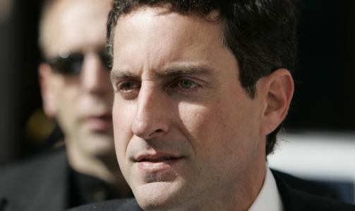 SIKTET: Smiths elsker og advokat, Howard K. Stern, er siktet for � ha forsynt nakenmodellen med narkotiske stoffer. Foto: J. Pat Carter/AP/SCANPIX