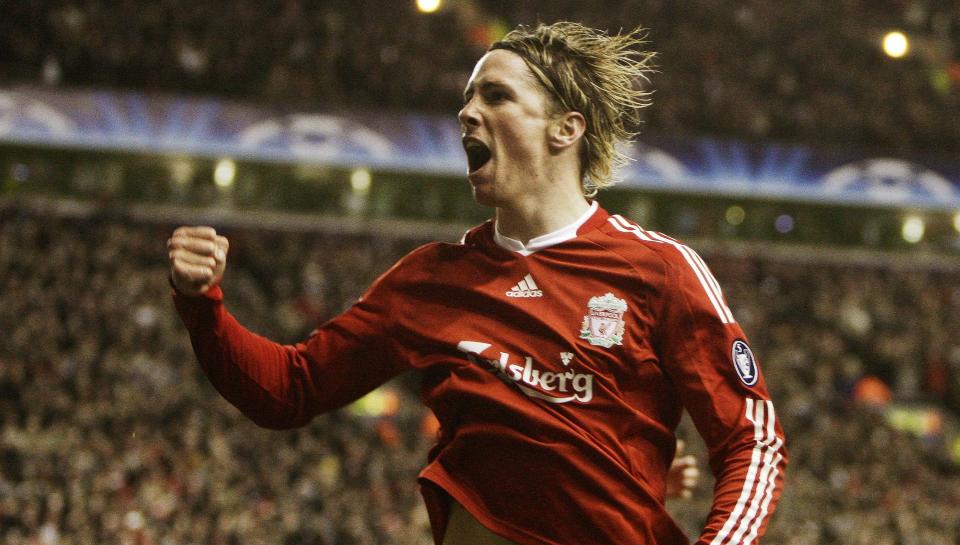 FEM NYE �R: Fernando Torres blir neppe noe mindre popul�r i Liverpool etter � ha skrevet under p� en kontrakt som binder ham til klubben i fem nye �r.Foto: SCANPIX/REUTERS/Max Rossi
