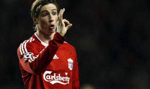 FREKKIS: Avisa Sunday Express mener � vite at Alex Ferguson vil fors�ke � kj�pe Liverpools stjernespiss Fernando Torres. Foto: Paul Ellis, AFP/Scanpix