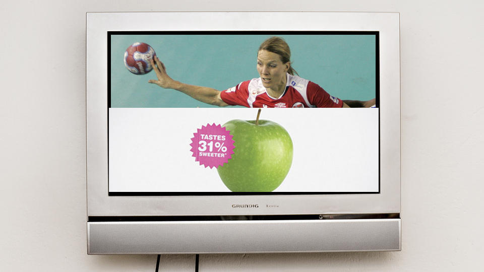 IKKE SLIK: Det blir forel�pig ikke aktuelt med �split screen advertising�p� norske tv-skjermer.  ILLUSTRASJONSBILDE