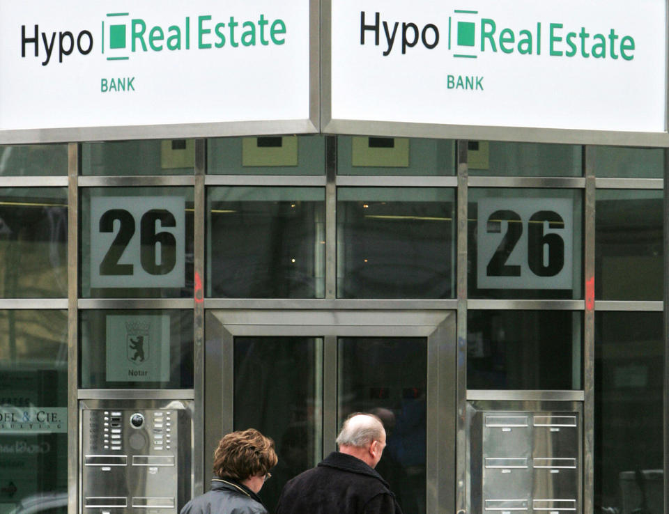 KAN BLI STATLIG: Kriserammede Hype Real Estate.  Foto: AFP PHOTO/JOHN MACDOUGALL/Scanpix