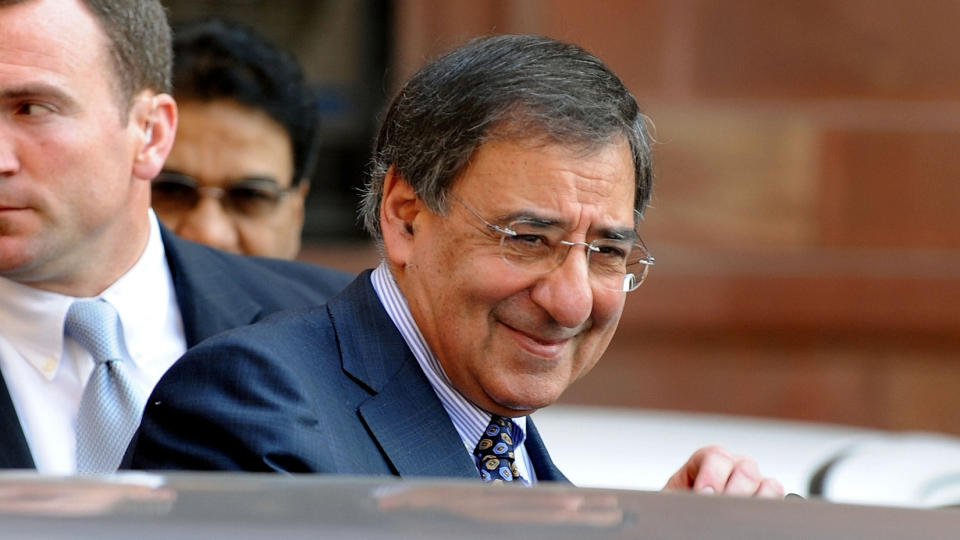- STENGER HEMMELIGE FENGSLER: CIA-direkt�r Leon Panetta. AFP PHOTO/Prakash SINGH
