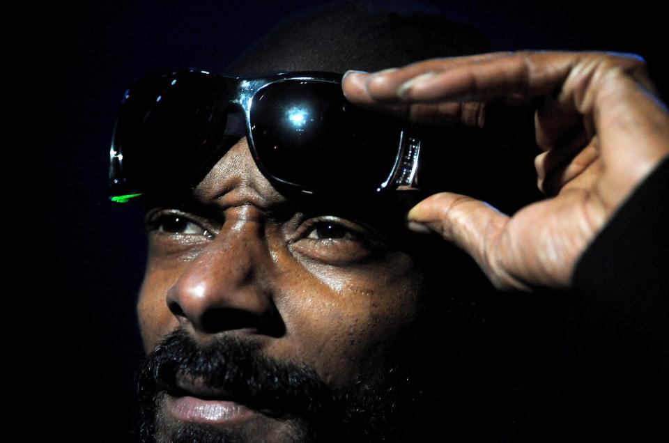 INGEN DRAPSMANN: Nettstedet TMZ videreformidlet et tips som politiet hadde f�tt, om at rapperen Snoop Dogg (bildet) hadde drept kona. Snoop tok imidlertid til motm�le - p� direkten. FOTO: SCANPIX/AP