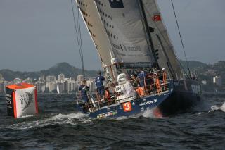 STR�LENDE AVSKJED: Skipper Magnus Olsson vant forrige etappe med sitt nordiske mannskap p� Ericsson 3. Avskjeden med Rio ble like str�lende. Foto: Oskar Kihlborg/Ericsson Racing Team