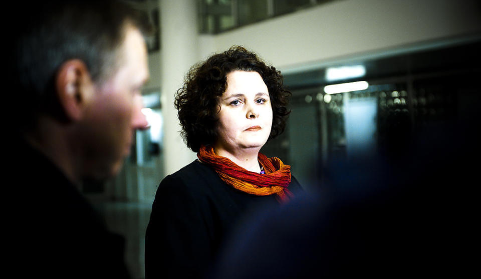SINT: N�rings- og handelsminister mener seg f�rt bak lyset av Kjell Inge R�kke-kontrollerte Aker ASA i forbindelse med salget av fem mindre selskaper fra Aker til Aker Solutions - og vil ha kj�pet omgjort. Foto: H�KON EIKESDAL