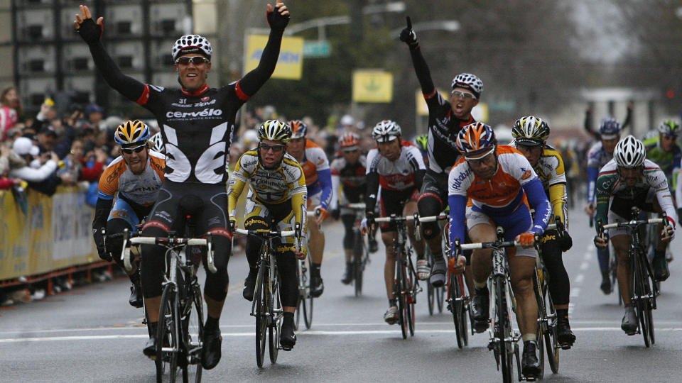 SLITEN: Thor Hushovd er usikker p� om han stiller til start i Giro d'Italia. Her feirer han etappeseier under Tour of California tidligere i �r. Foto: SCANPIX/AP/San Jose Mercury News, Gary Reyes