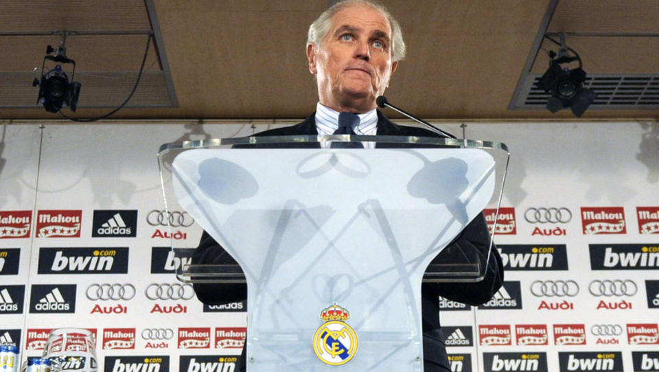 - VAR ENIGE I FJOR: Den tidligere Real Madrid-presidenten Ram�n Calder�n sier i dag at alle involverte parter var enige om Ronaldos overgang allerede i fjor, men at det ble besluttet � vente til etter sesongen. Foto: Pierre-Phillippe Marcou, AFP/Scanpix
