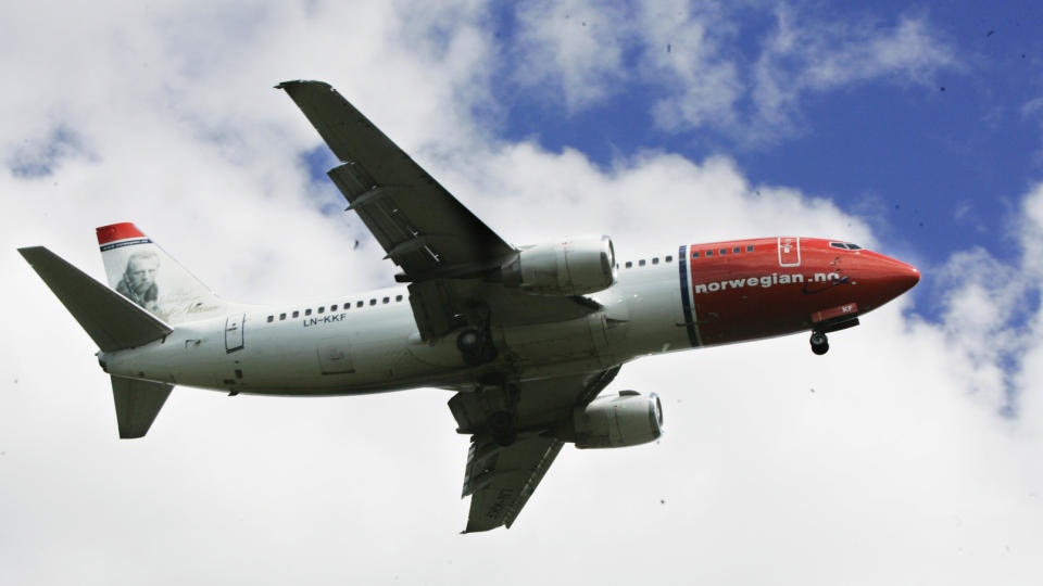 LANDET TRYGT: Et Norwegian-passasjerfly med 79 personer ombord m�tte i ettermiddag foreta en n�dlanding p� Flesland. Flyet var p� vei fra Bergen til Oslo.    Arkivfoto: SCANPIX