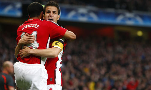 SEVERDIGE: Theo Walcott og Cesc Fabregas er to av de mest spennende og talentfulle spillerne i fotball-Europa og gode eksempler p� Arsenals rekrutteringspolitikk.Foto: SCANPIX/REUTERS/Eddie Keogh