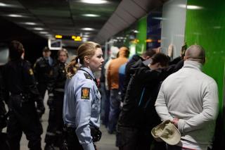 42 P�GREPET: Politiet anholdt i g�r 42 personer fra de to slagsm�lene. SIGURD FANDANGO
