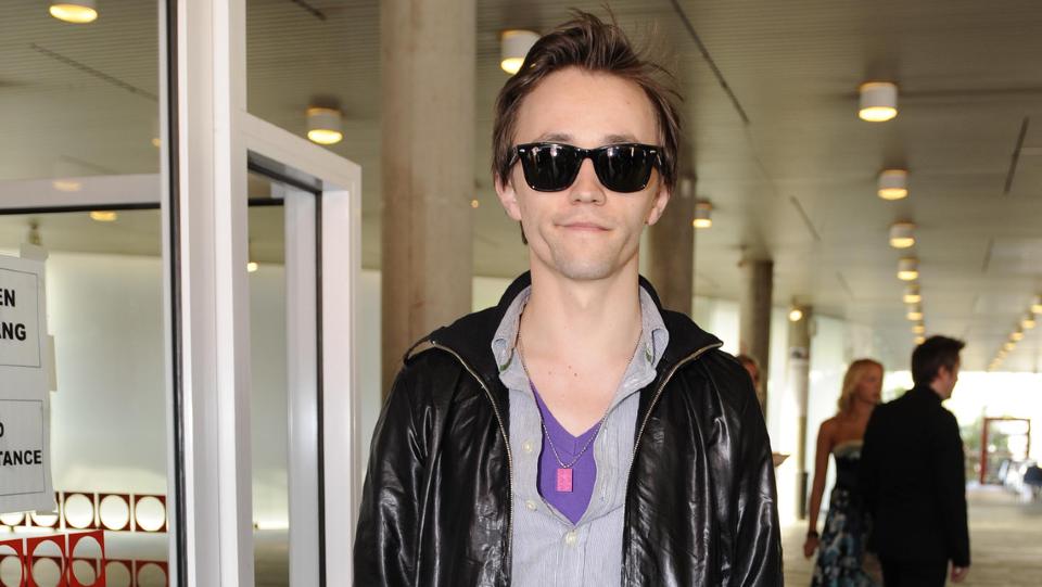 I VAKUUM: Sondre Lerche er ferdig med ny plate, og lurer p� hva han skal gj�re n�. Foto: Tor Erik H. Mathiesen / SCANPIX