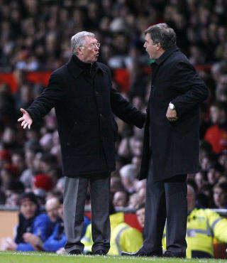 SKJ�NT ENIGE: Alex Ferguson kom med hard kritikk av Rafa Benitez, og Sam Allardyce fulgte opp. Foto: SCANPIX/AFP/Glyn Kirk
